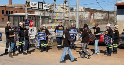 IUE-CWA Information Picket at Mersen